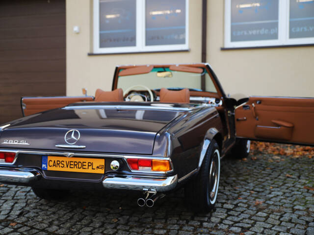 Afbeelding 1/37 van Mercedes-Benz 280 SL (1970)