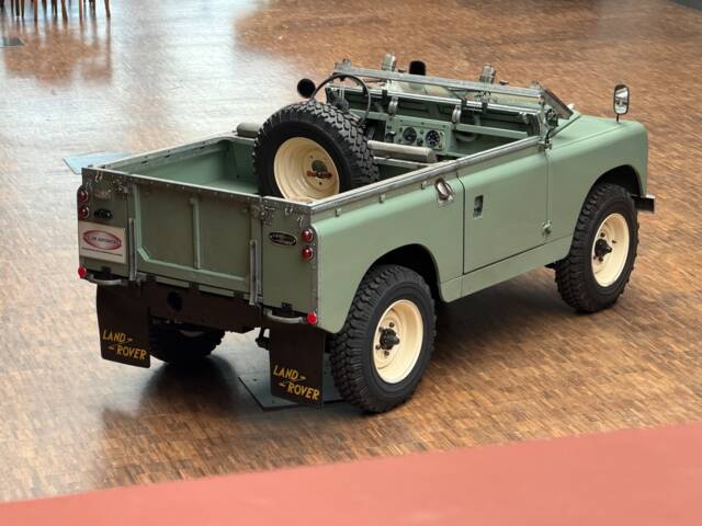 Land Rover 88