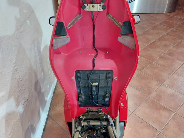 Ducati 916
