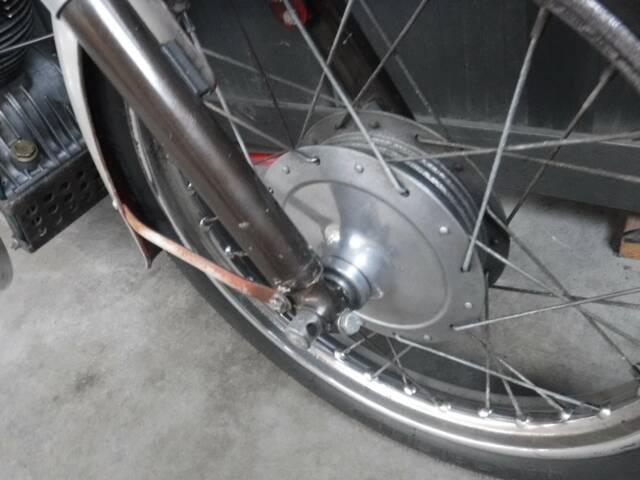 Moto Guzzi Stornello 125