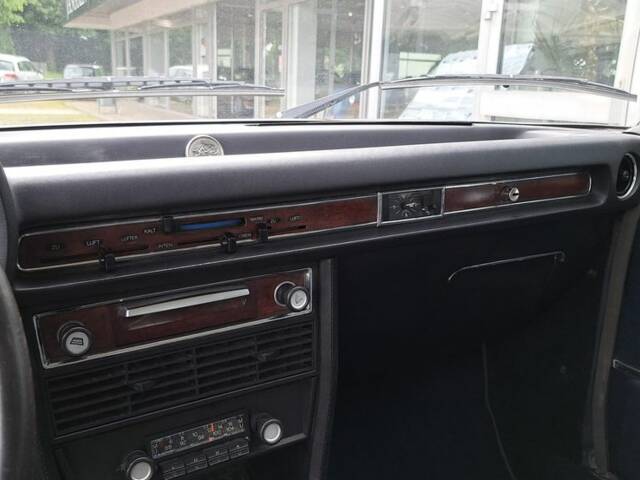 BMW 3,3 Li