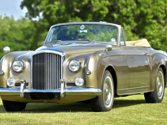 Immagine 1/50 di Bentley S 1 Continental DHC (1958)