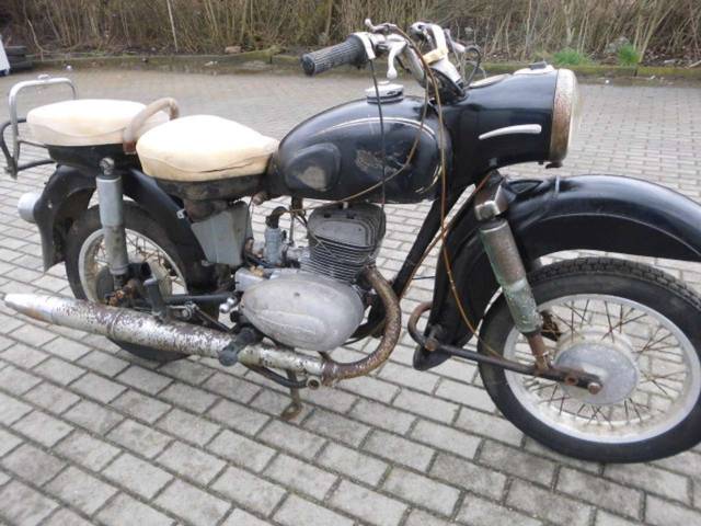 Bild 1/26 von MZ DUMMY (1967)