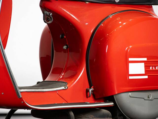 Piaggio Vespa 200 Rally