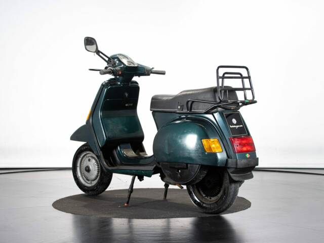 Piaggio Vespa Cosa 150