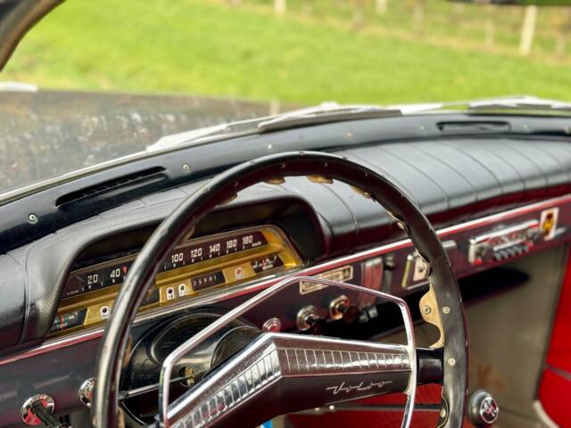 Volvo P 121