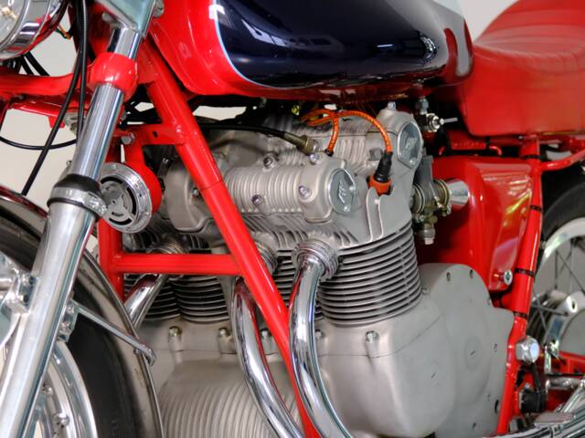 MV Agusta 750 Sport