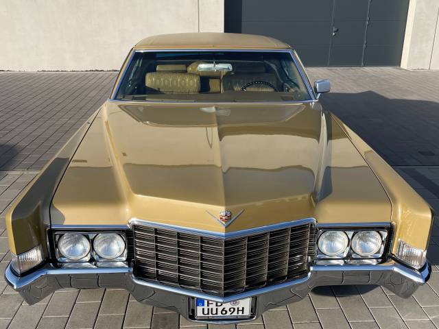 Immagine 1/28 di Cadillac Coupe DeVille (1969)