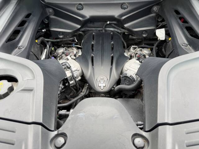 Maserati MC20