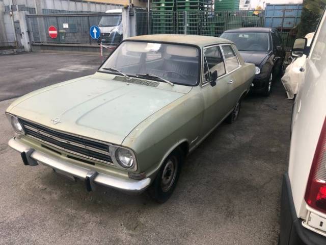 Immagine 1/9 di Opel Kadett 1,1 (1970)