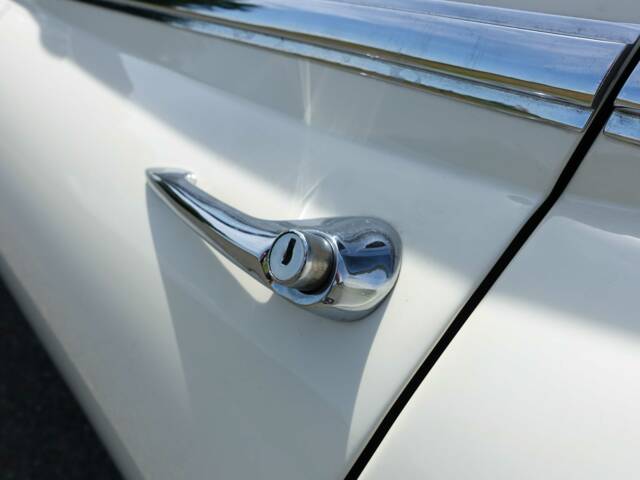 Jaguar XK-E (2+2)