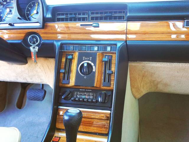 Mercedes-Benz 280 SE