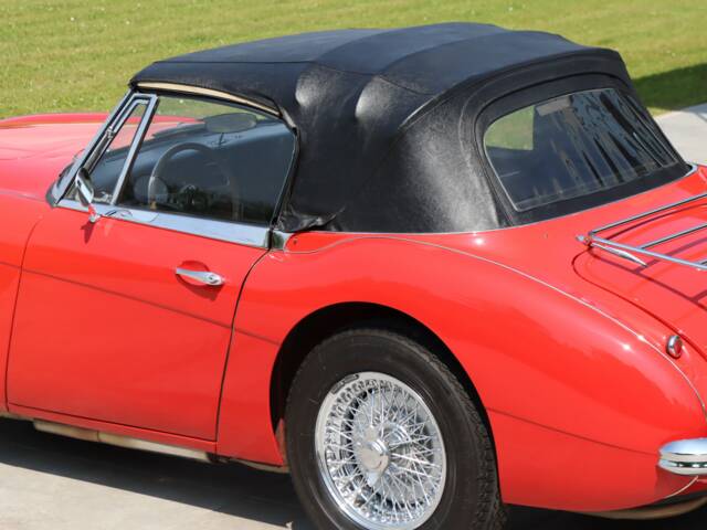 Austin-Healey 3000 Mk III (BJ8)