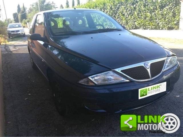 Image 1/8 of Lancia Y 1.2 16V (2001)
