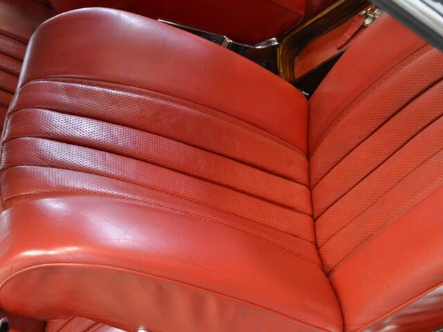 Mercedes-Benz 250 SE