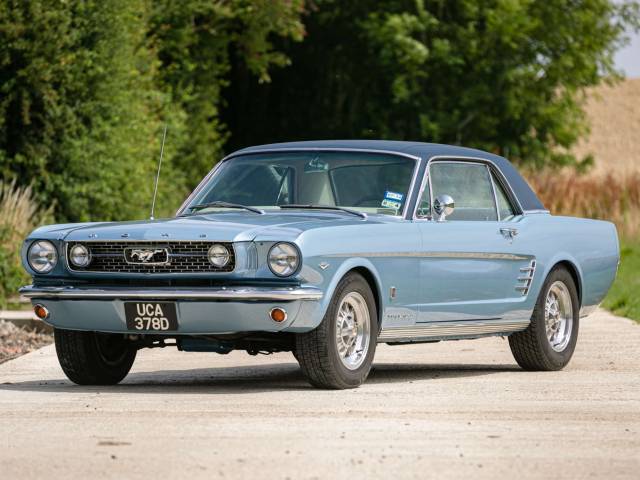 Image 1/37 of Ford Mustang GT (1966)