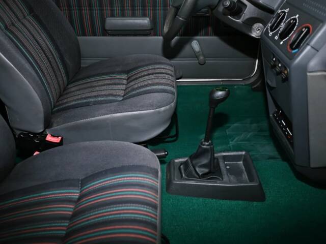 Peugeot 205