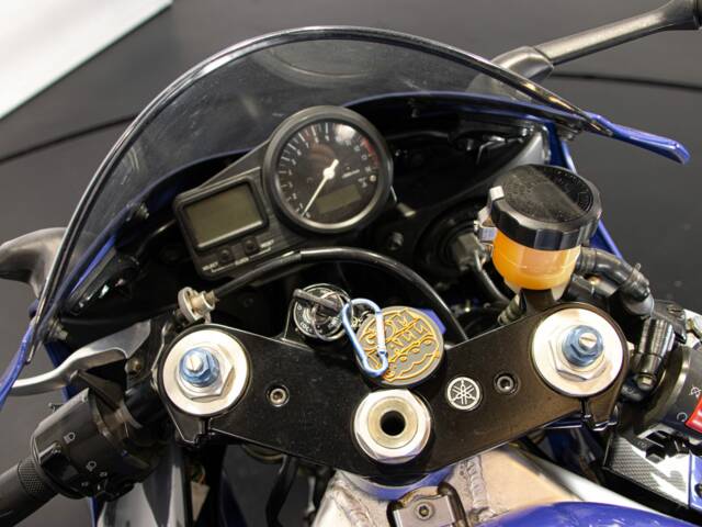 Yamaha YZF 1000 R1