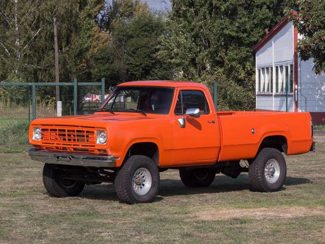 Bild 1/10 von Dodge W200 Fleetside (1974)
