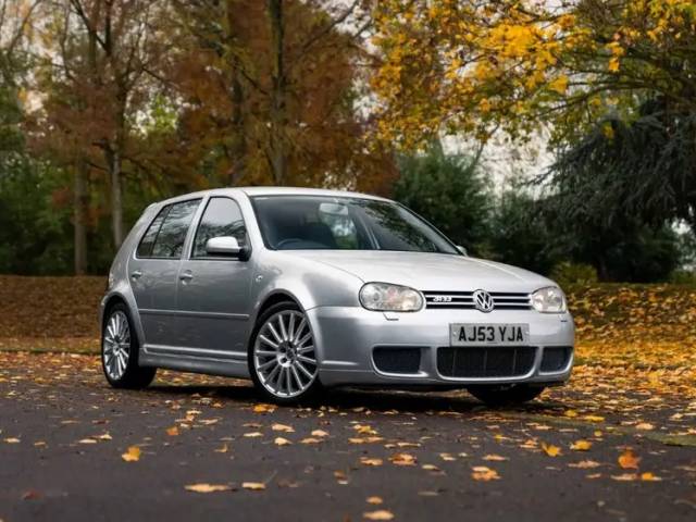Bild 1/7 von Volkswagen Golf IV 3.2 R32 (2003)