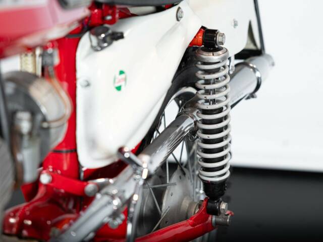 Moto Morini Corsaro 125