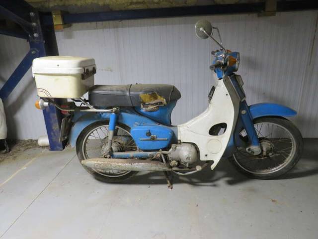 Bild 1/20 von Honda DUMMY (1982)