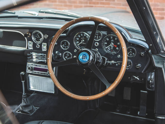 Aston Martin DB 5
