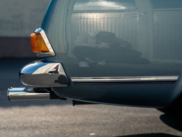 Mercedes-Benz 280 SL