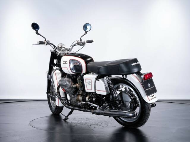 Moto Guzzi V 7