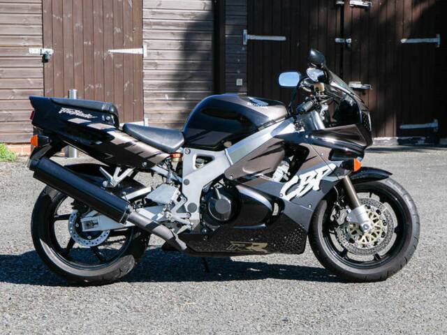 Honda CBR 900RR Fireblade