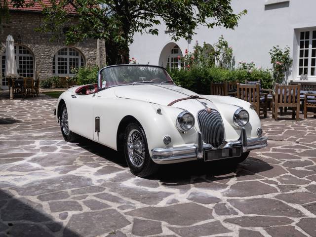 Image 1/50 of Jaguar XK 150 OTS (1959)