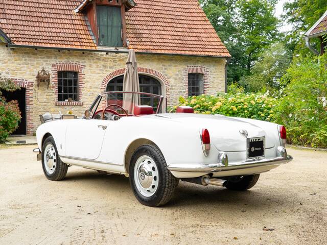 Alfa Romeo Giulia 1600 Spider