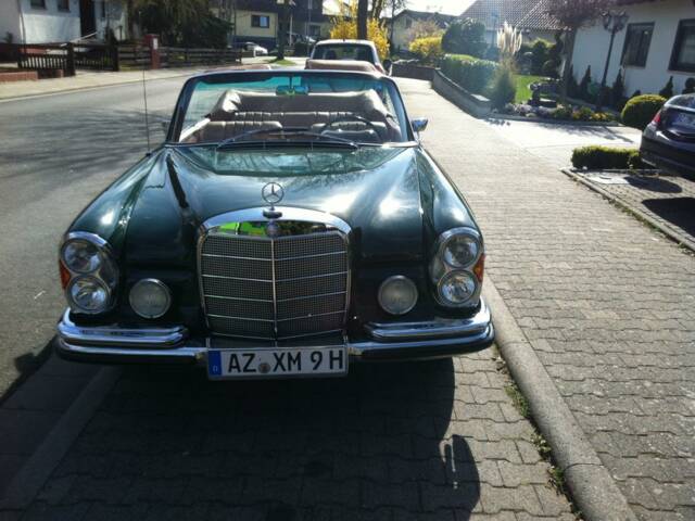 Mercedes-Benz 250 SE