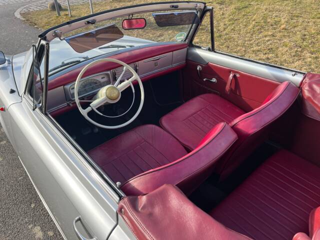 Peugeot 403 Convertible