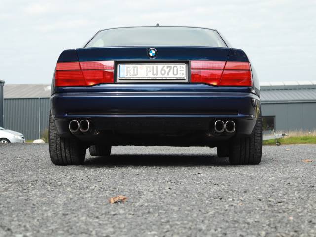 BMW 850i