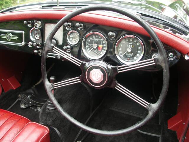 MG MGA 1500