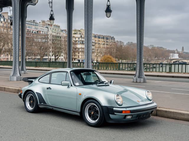 Porsche 911 Turbo 3.3