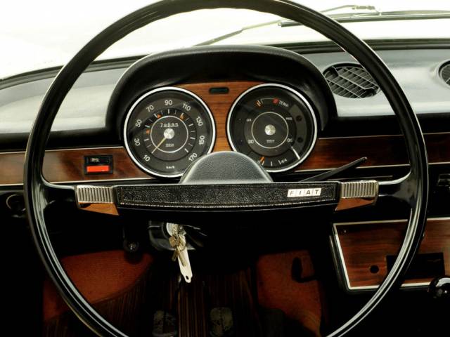 FIAT 124 Special