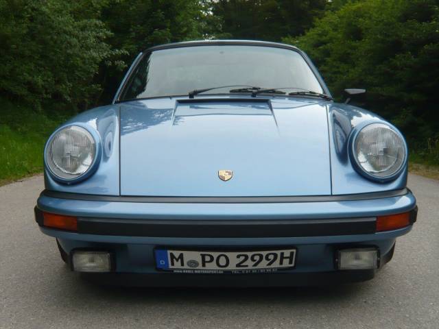 Porsche 911 Carrera 2.7