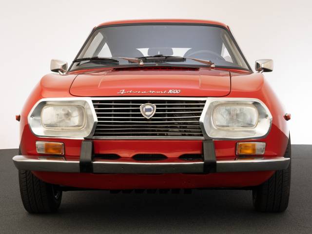 Image 1/4 of Lancia Fulvia Sport 1.6 (Zagato) (1972)