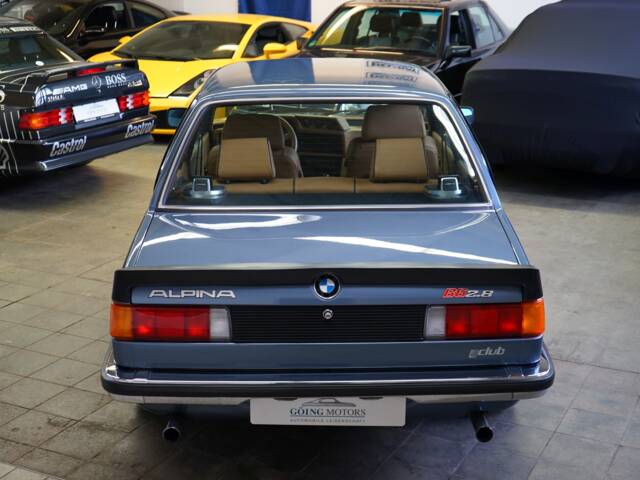 BMW 323i