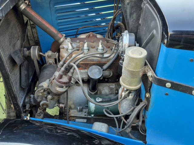 Austin 7 Saloon
