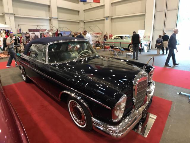 Mercedes-Benz 300 SE