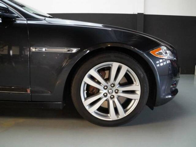 Jaguar XJ 5.0