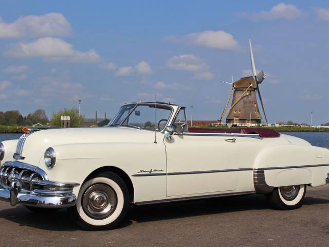 Bild 1/24 von Pontiac Chieftain 8 De Luxe (1950)
