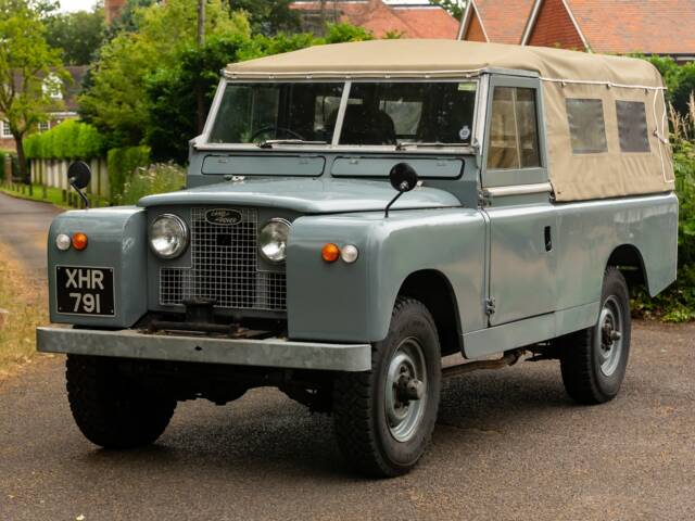 Image 1/50 of Land Rover 109 (1961)