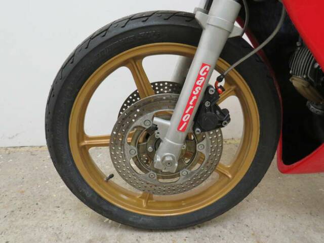 Ducati 600 TT2