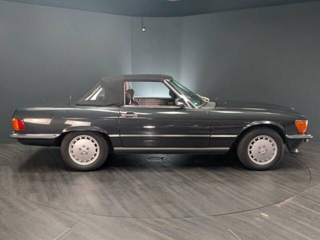 Mercedes-Benz 300 SL