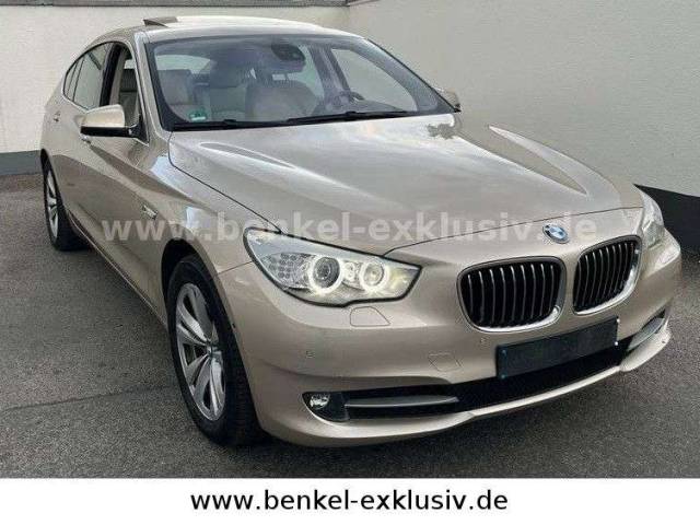 Image 1/15 of BMW 530d GT Gran Turismo (2010)