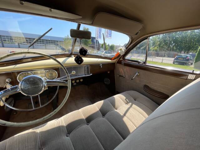 Packard Deluxe Eight Club Sedan